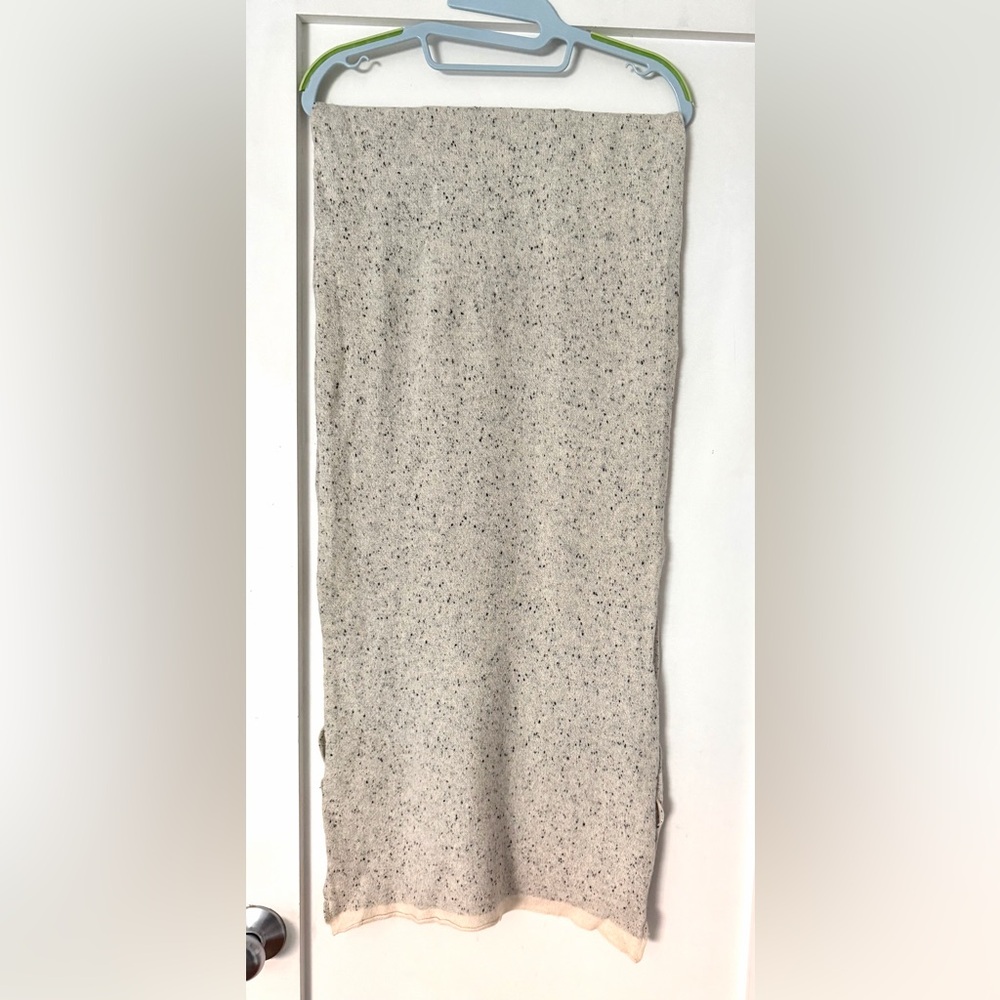 Rag & Bone Tamara Speckled Cashmere Scarf - Picture 5 of 5